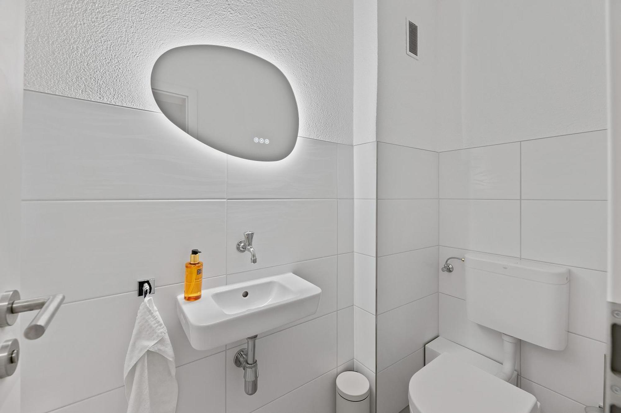 Roomfall Am Kurpark Mit Blick Ins Gruene-Parkplatz-Waschmaschine-Kueche-Wifi Bad Rappenau Exterior foto