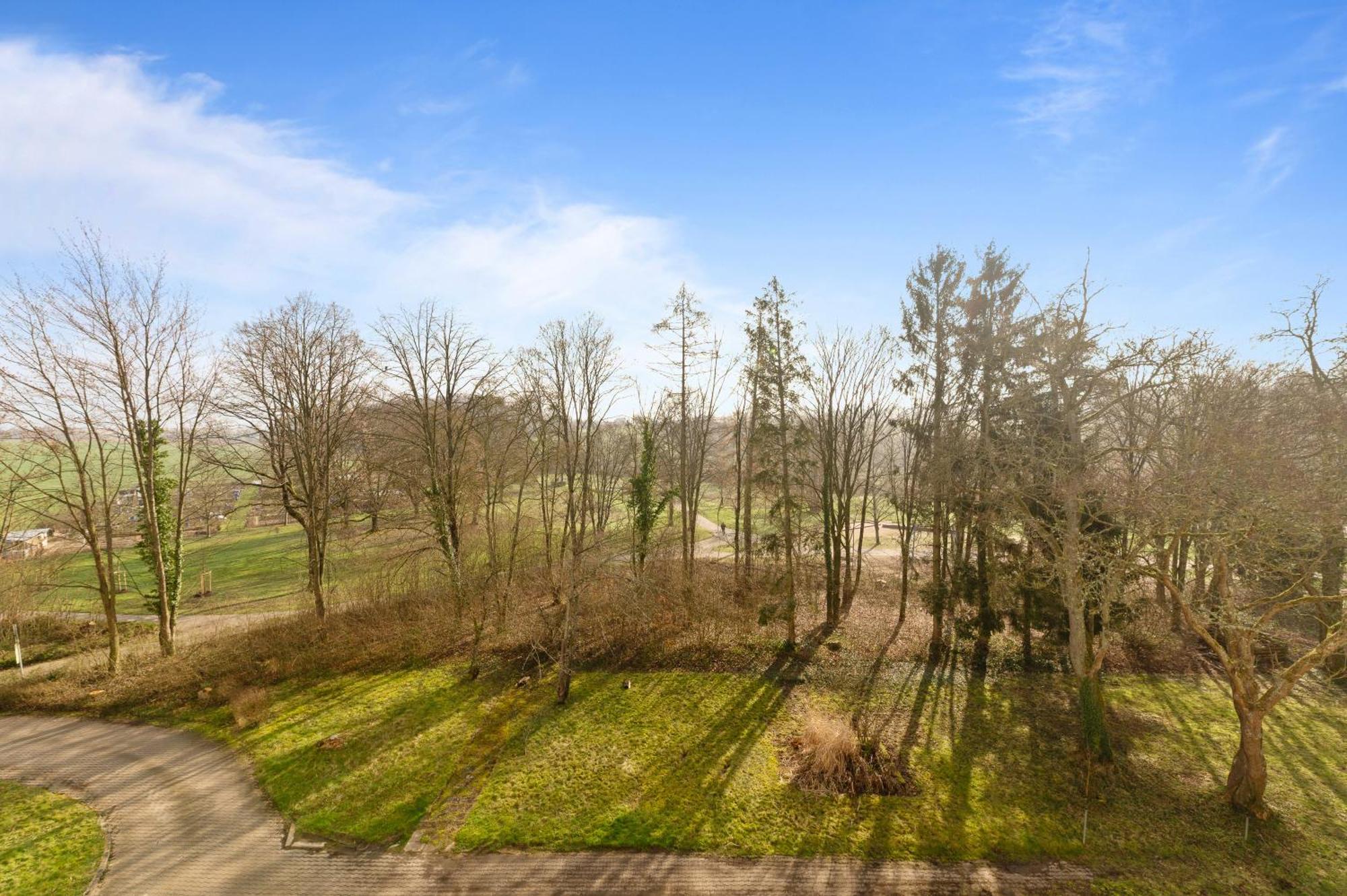 Roomfall Am Kurpark Mit Blick Ins Gruene-Parkplatz-Waschmaschine-Kueche-Wifi Bad Rappenau Exterior foto